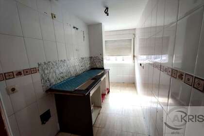 Flat for sale in Fuensalida, Toledo. 