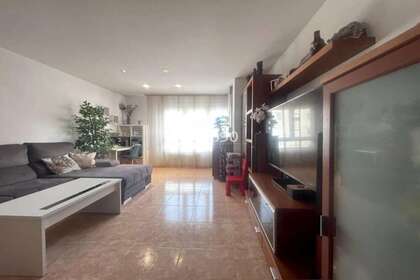 Flat for sale in Lleida, Lérida (Lleida). 