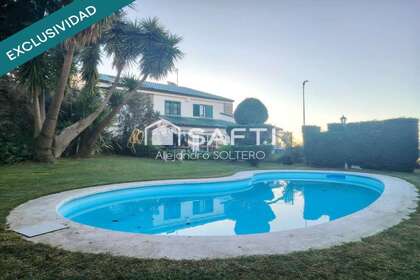 House for sale in Vigo, Pontevedra. 