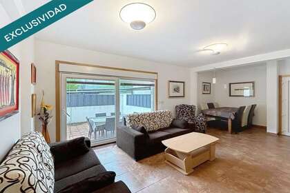 Duplex/todelt hus til salg i Cangas, Pontevedra. 