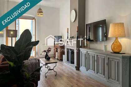 Duplex/todelt hus til salg i Blanes, Girona. 