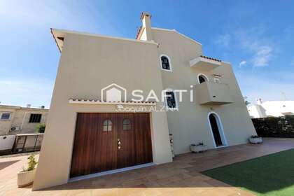 House for sale in Ciudadela / Ciutadella de Menorca, Baleares (Illes Balears), Menorca. 