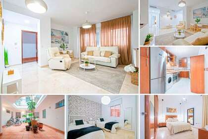 Flat for sale in Sevilla. 