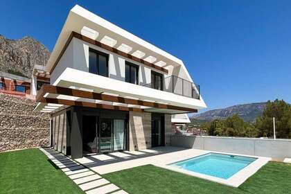 House for sale in Polop, Alicante. 