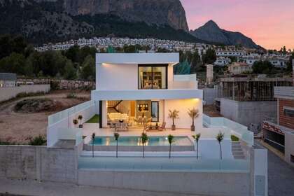 House for sale in Polop, Alicante. 