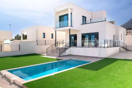 House for sale in Polop, Alicante. 