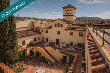 Bygninger til salg i Darnius, Girona. 