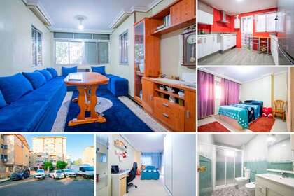 Flat for sale in Sevilla. 