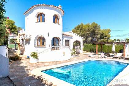 Casa venta en Benissa, Alicante. 