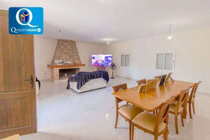 House for sale in Alicante/Alacant. 