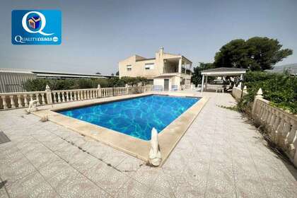 House for sale in Crevillent, Alicante. 