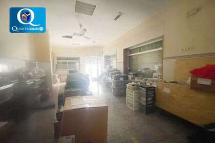 Local comercial venta en Santa Pola, Alicante. 