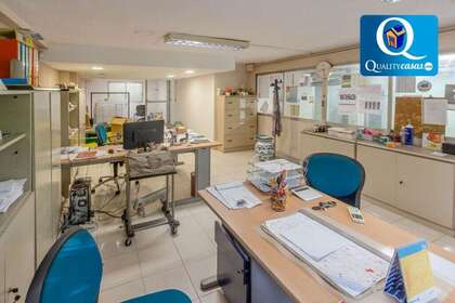 Geschäftslokal zu verkaufen in Alicante/Alacant. 