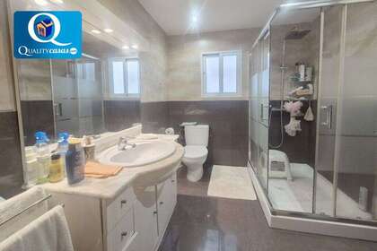 Apartment for sale in Alicante/Alacant. 