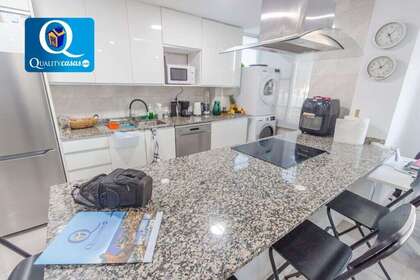Apartment for sale in Alicante/Alacant. 