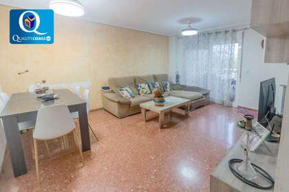 Apartment for sale in Alicante/Alacant. 
