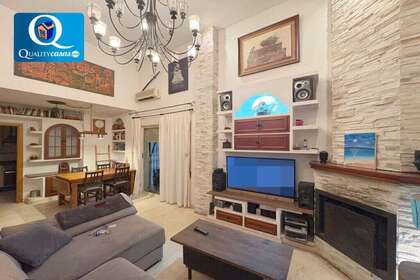 Reihenhaus zu verkaufen in Campello (el), Alicante. 