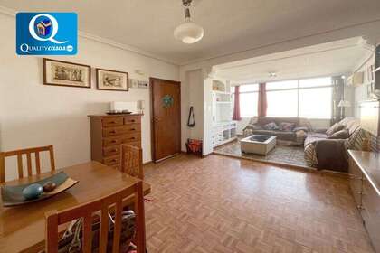 Penthouse/Dachwohnung zu verkaufen in Alicante/Alacant. 