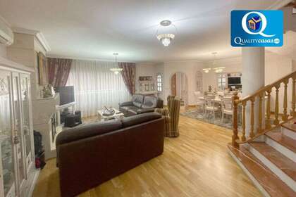 House for sale in San Vicente del Raspeig/Sant Vicent del Raspeig, Alicante. 