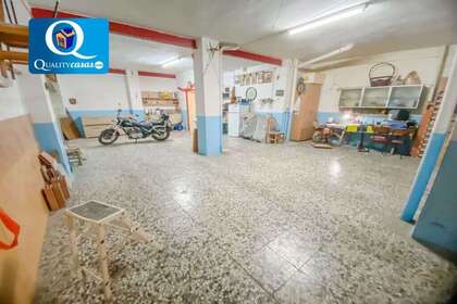 商业物业 出售 进入 San Vicente del Raspeig/Sant Vicent del Raspeig, Alicante. 