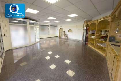 商业物业 出售 进入 San Vicente del Raspeig/Sant Vicent del Raspeig, Alicante. 