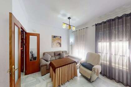 Piso venta en Gelves, Guadalquivir-Doñana, Sevilla. 