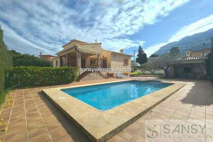 House for sale in Dénia, Alicante. 