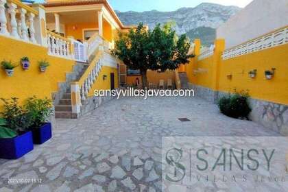 House for sale in Dénia, Alicante. 