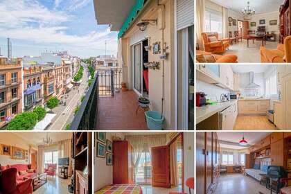 Flat for sale in Sevilla. 