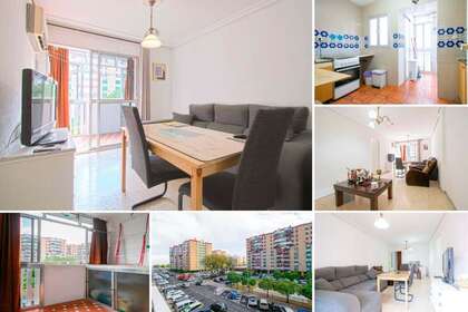 Flat for sale in Sevilla. 