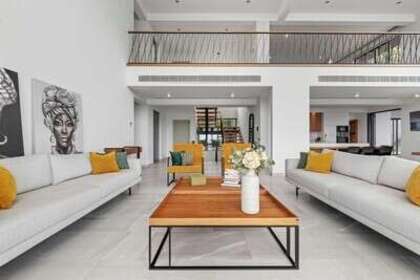 House for sale in Alicante. 