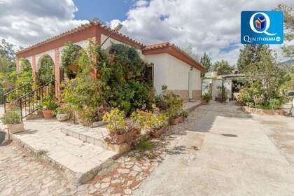 房子 出售 进入 Agost, Alicante. 