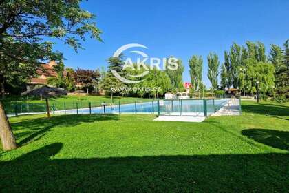 Haus zu verkaufen in Navas del Rey, Madrid. 