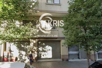 平 出售 进入 Sant Feliu de Llobregat, Barcelona. 