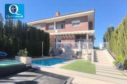 House for sale in Mutxamel/Muchamiel, Alicante. 