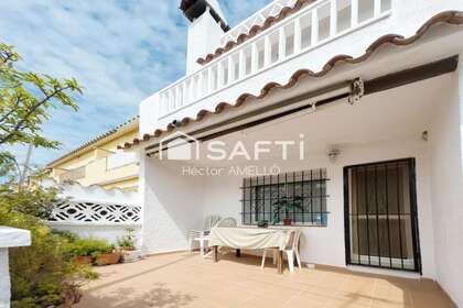 Reihenhaus zu verkaufen in Empuriabrava, Girona. 