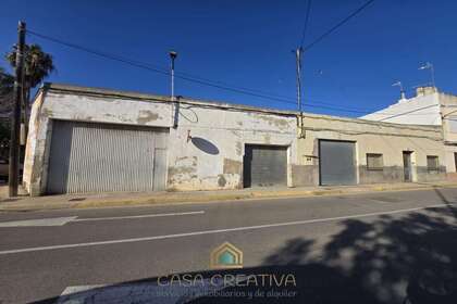 Warehouse for sale in Sueca, Valencia. 