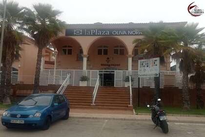 Commercial premise for sale in Oliva, Valencia. 