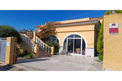 Apartment for sale in Oliva, Valencia. 