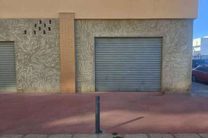 Commercial premise for sale in Oliva, Valencia. 