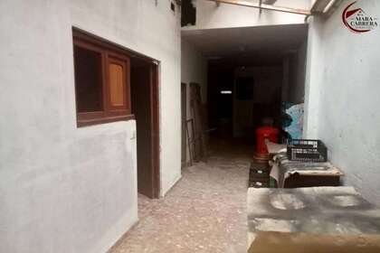 Commercial premise for sale in Oliva, Valencia. 