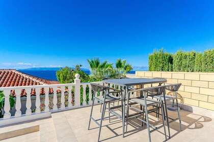 House for sale in Santa Cruz de Tenerife, Tenerife. 