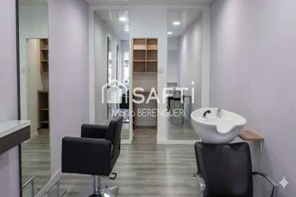 Local comercial venta en Mollet del Vallès, Barcelona. 