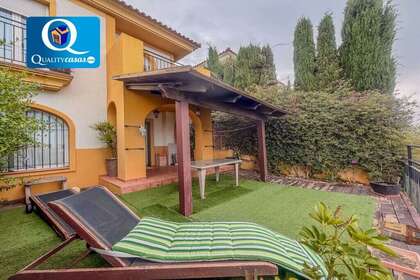 Cluster house for sale in Mutxamel/Muchamiel, Alicante. 