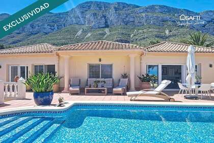 Huse til salg i Dénia, Alicante. 