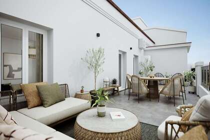 Penthouse for sale in Madrid. 