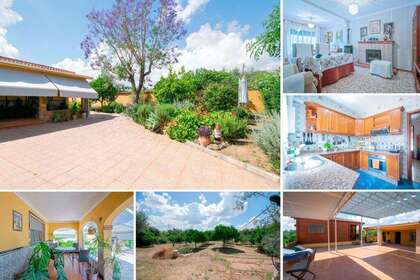 House for sale in Mairena del Aljarafe, Sevilla. 