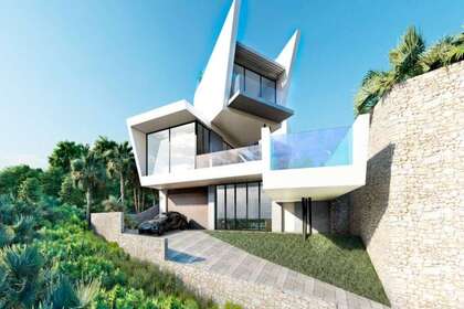 House for sale in Dehesa de Campoamor, Alicante. 