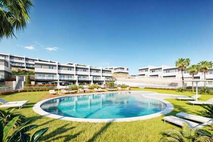 Cluster house for sale in Finestrat, Alicante. 
