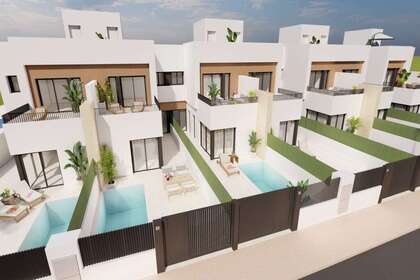 Cluster house for sale in San Javier, Murcia. 